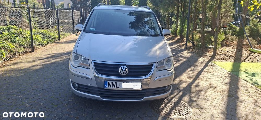 Volkswagen Touran 2008 photo 4