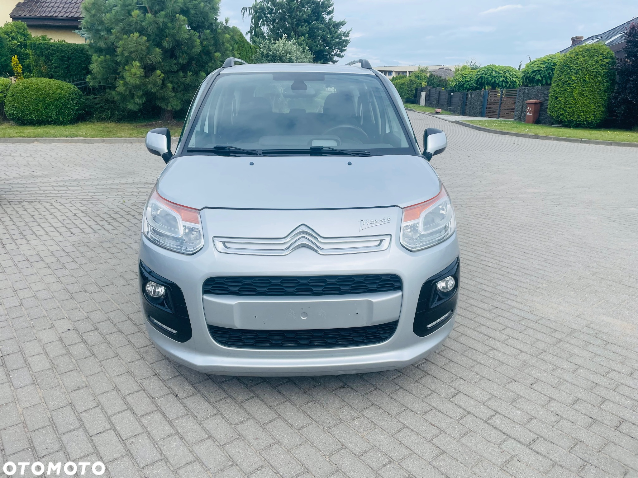 Citroën C3 Picasso 1.4i Attraction - 2