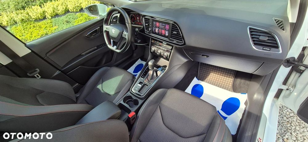 Seat Leon Sportstourer 1.5 EcoTSI Evo FR Black S&S DSG - 9