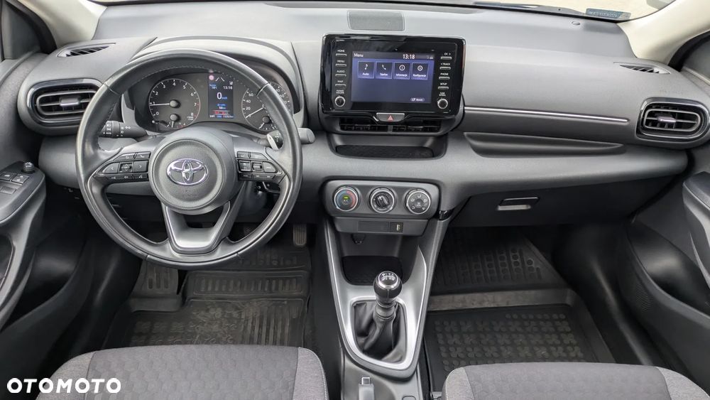 Toyota Yaris 1.5 Comfort - 11