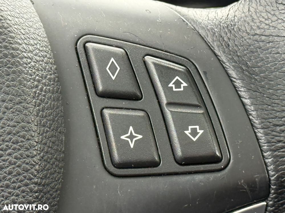 BMW Seria 1 118d - 20