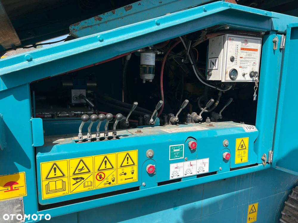 Powerscreen Warrior 1400 - 11