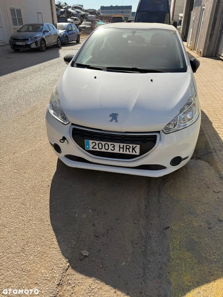 Peugeot 208 1.2 Ben. Konsola komplet,Tapicerka komplet,Pasy tył,Boczki - 4