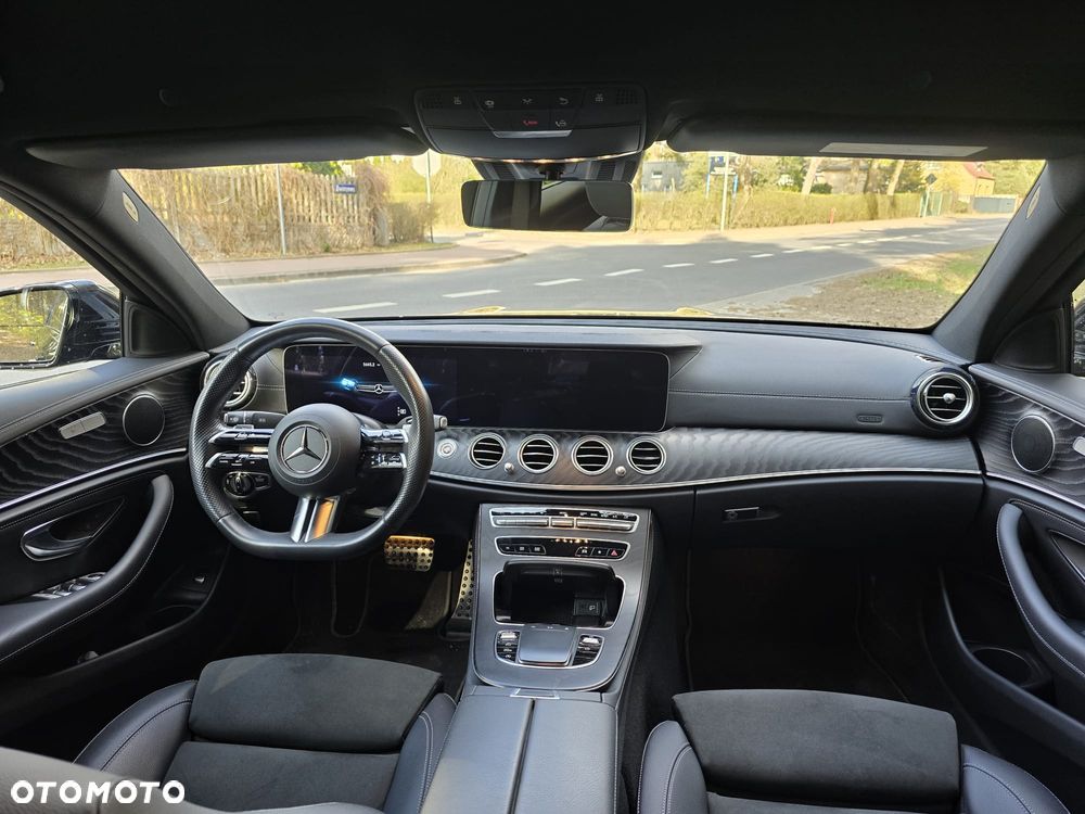 Mercedes-Benz Klasa E 220 d 4-Matic - 7