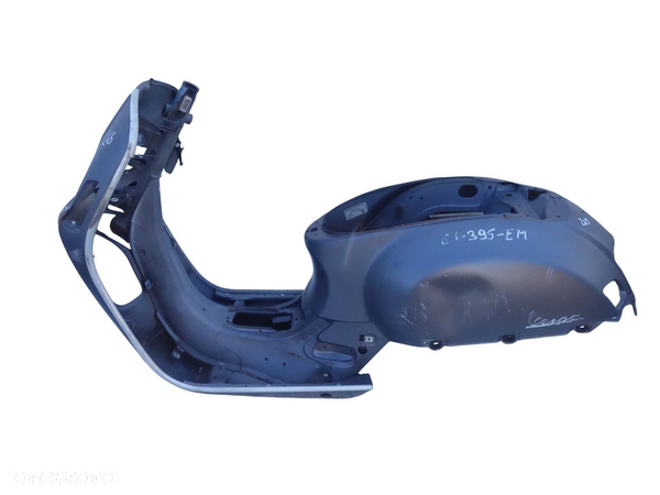 Piaggio Vespa Gts 125 2018r Ma3a100 Rama karoseria z Dokumentami