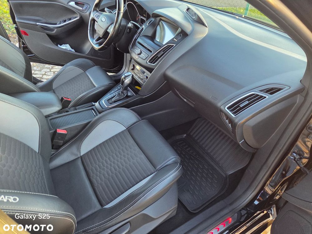 Ford Focus 2.0 TDCi ST PowerShift - 9