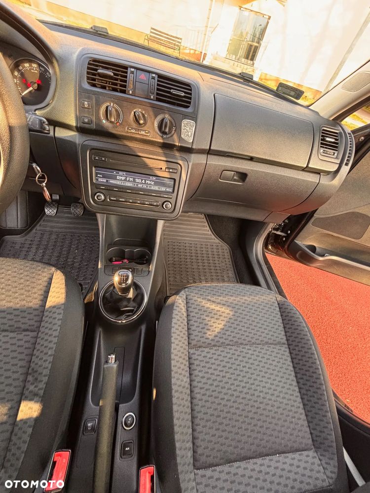 Skoda Fabia 1.4 16V Ambition - 8