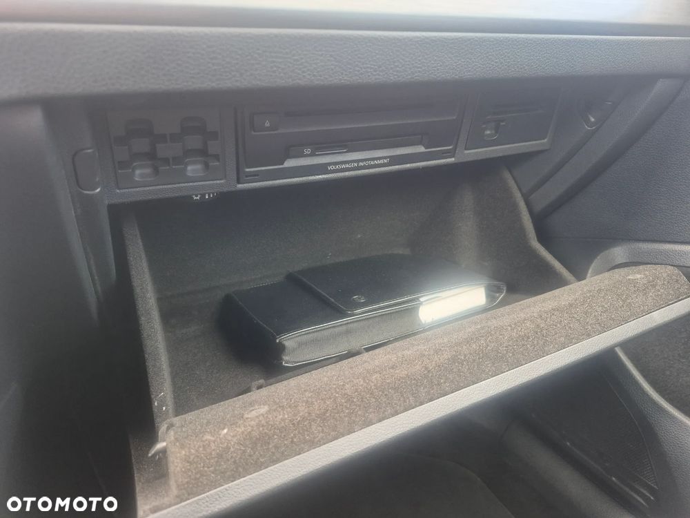 Volkswagen Golf - 18