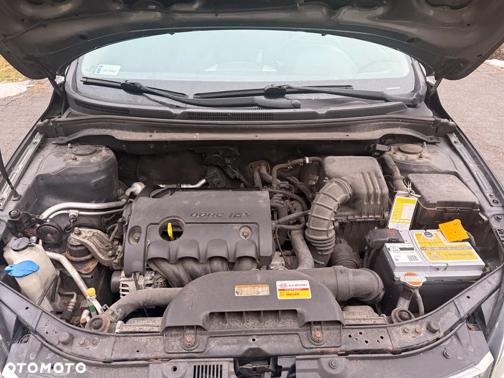 Kia Ceed 1.4 CVVT Attract - 12