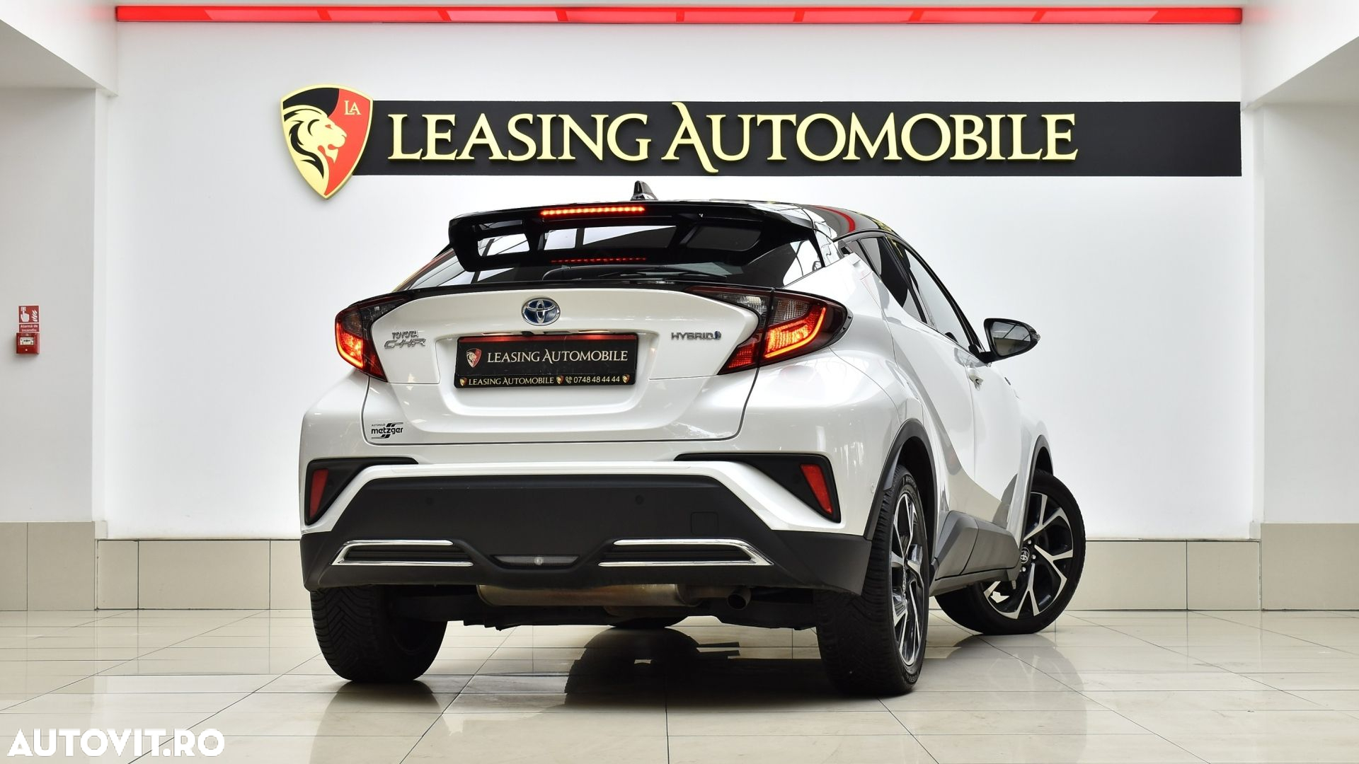 Toyota C-HR - 4