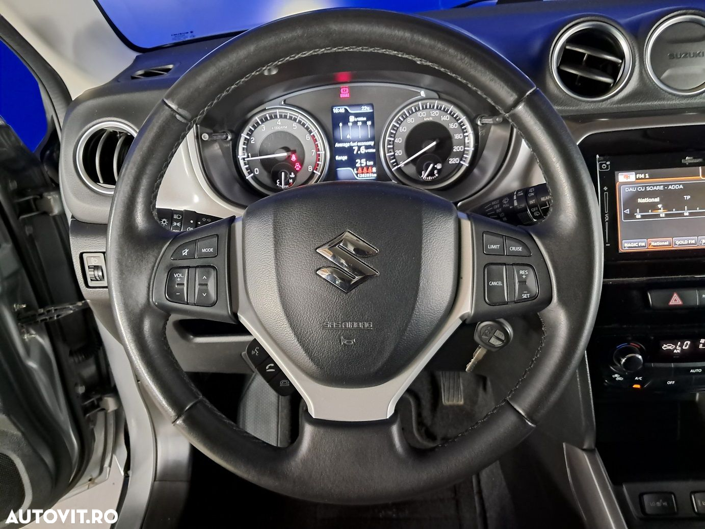 Suzuki Vitara - 11