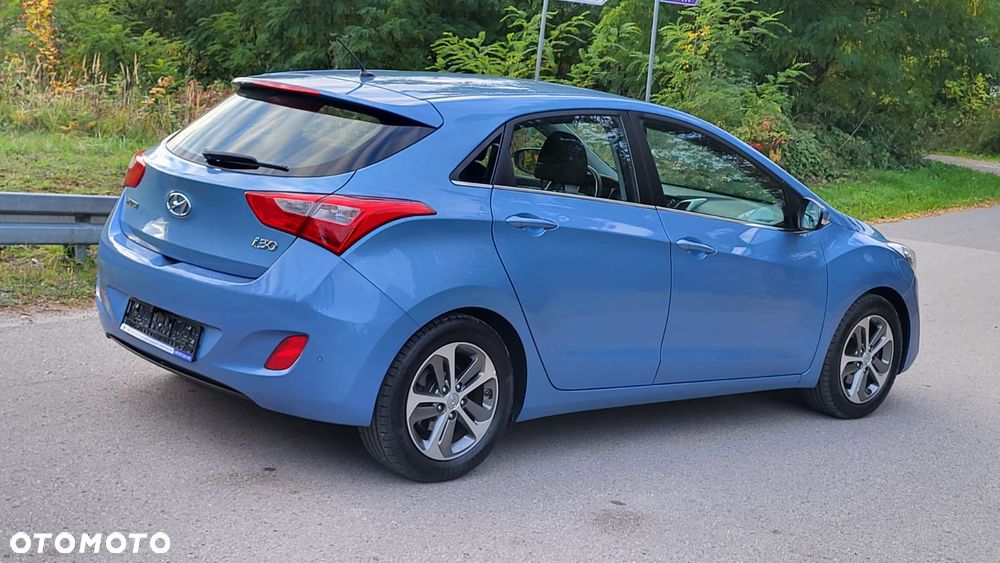 Hyundai i30 1.4 YES - 18