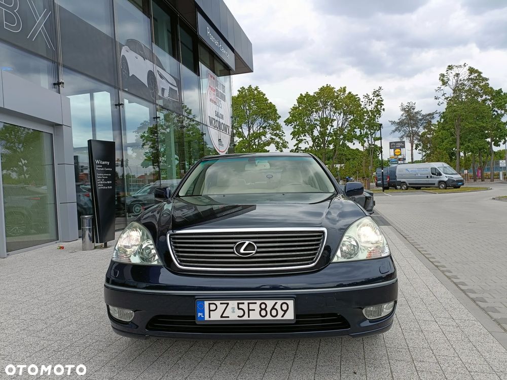 Lexus LS High Class - 12