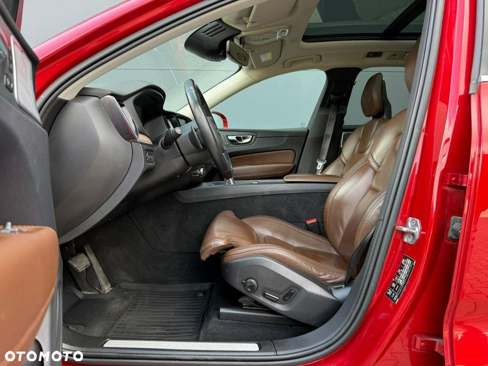 Volvo XC 60 T8 AWD Plug-In Hybrid Inscription - 11