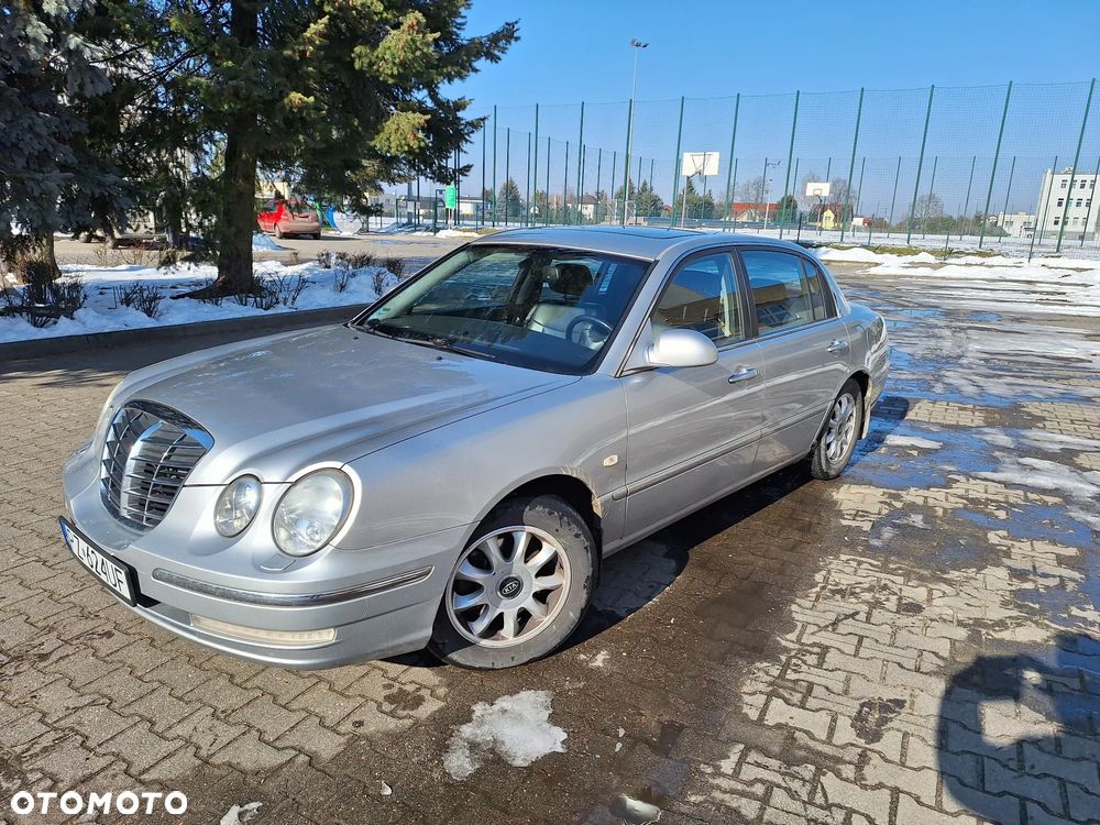 Kia Opirus