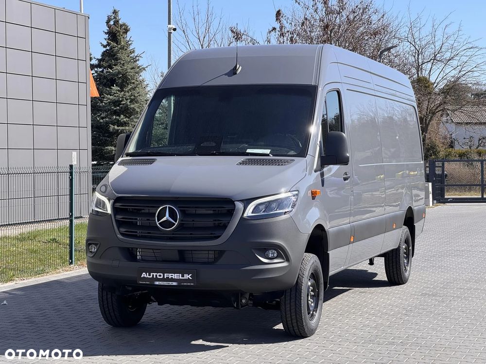 Mercedes-Benz Sprinter - 4