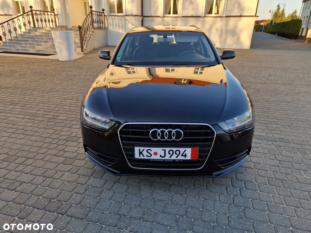 Audi A4 Avant 2.0 TDI DPF multitronic Attraction - 4