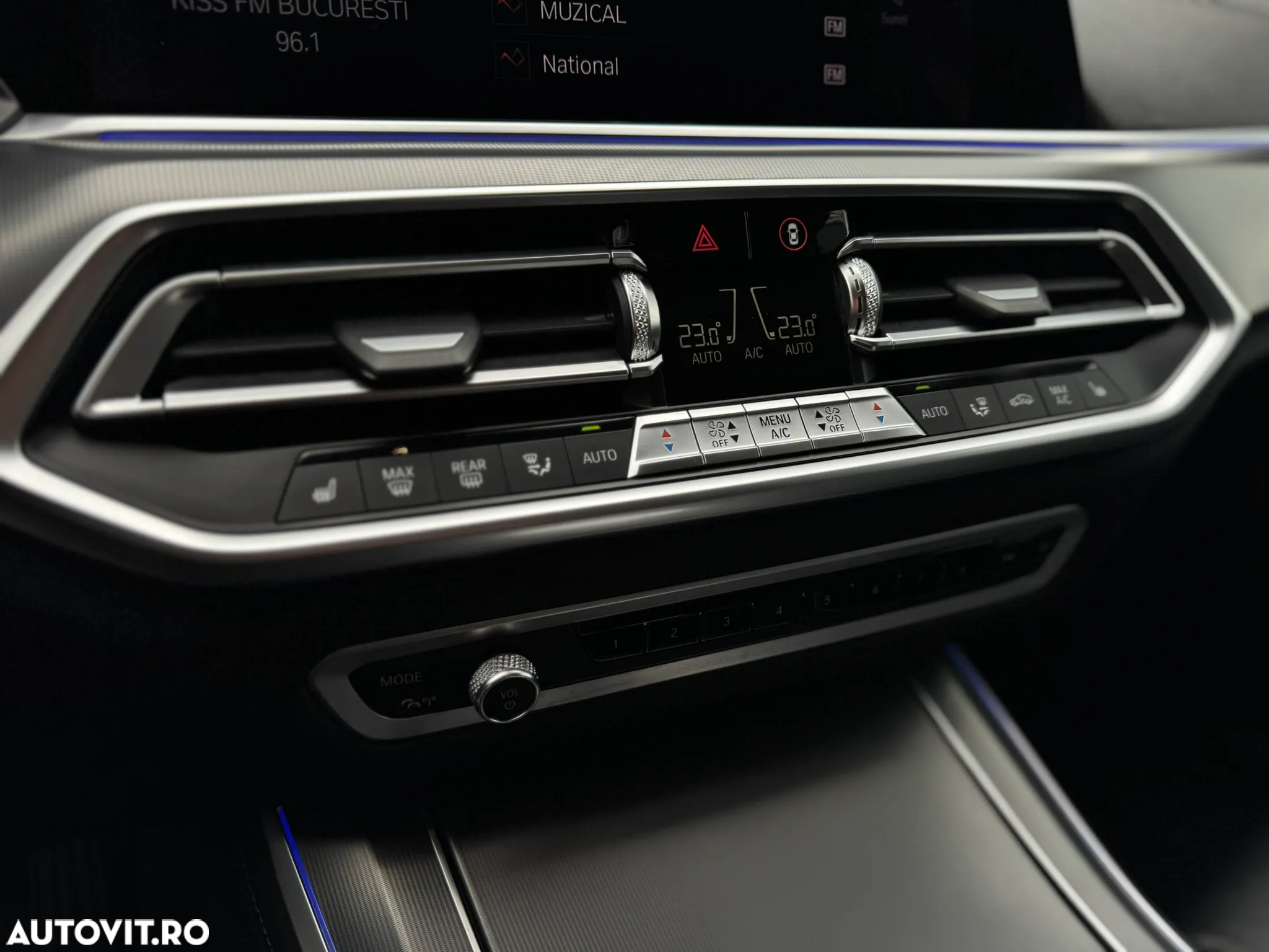 BMW X5 xDrive30d - 23