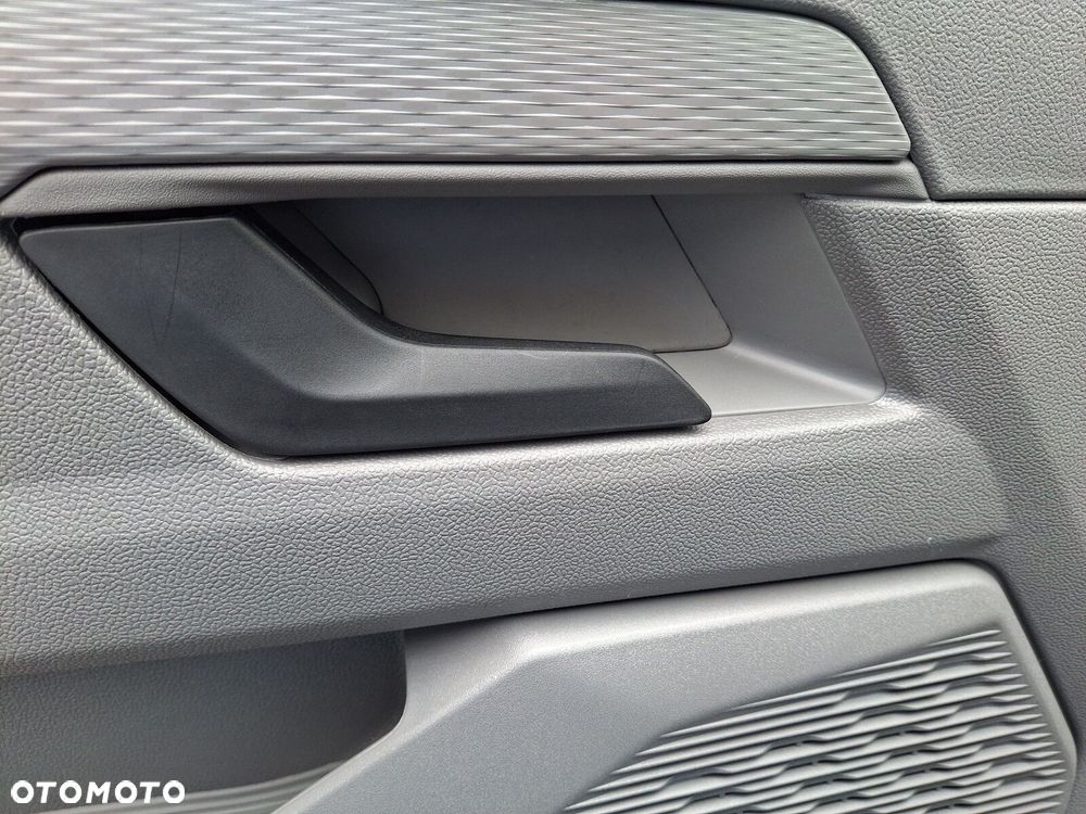 Volkswagen Transporter Furgon 2.0 TDI 150 KM manual - 17