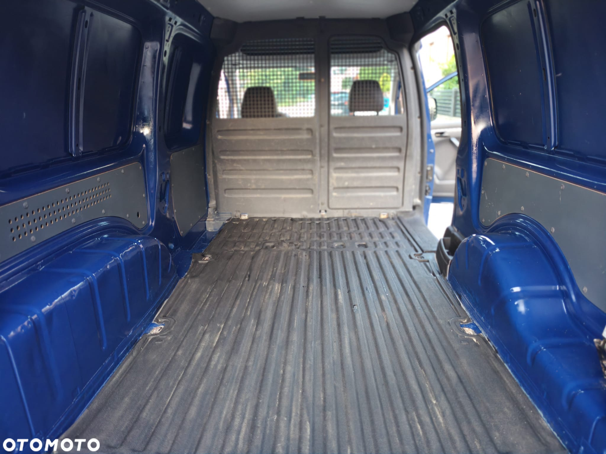 Volkswagen Caddy - 15
