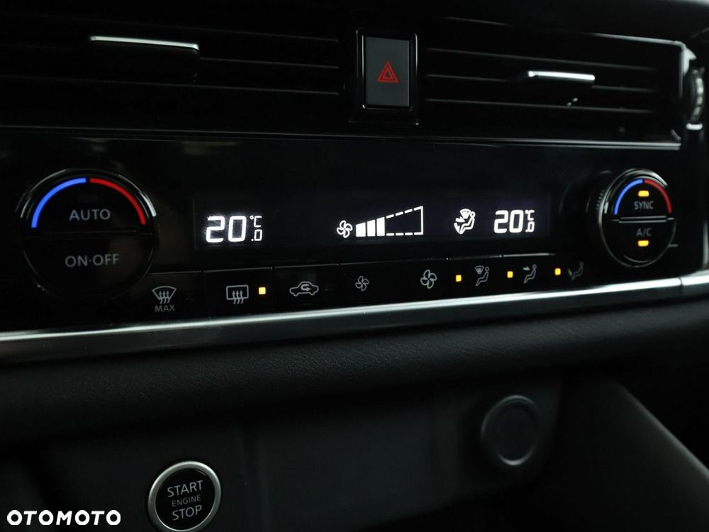 Nissan Qashqai 1.3 DIG-T mHEV N-Connecta - 27