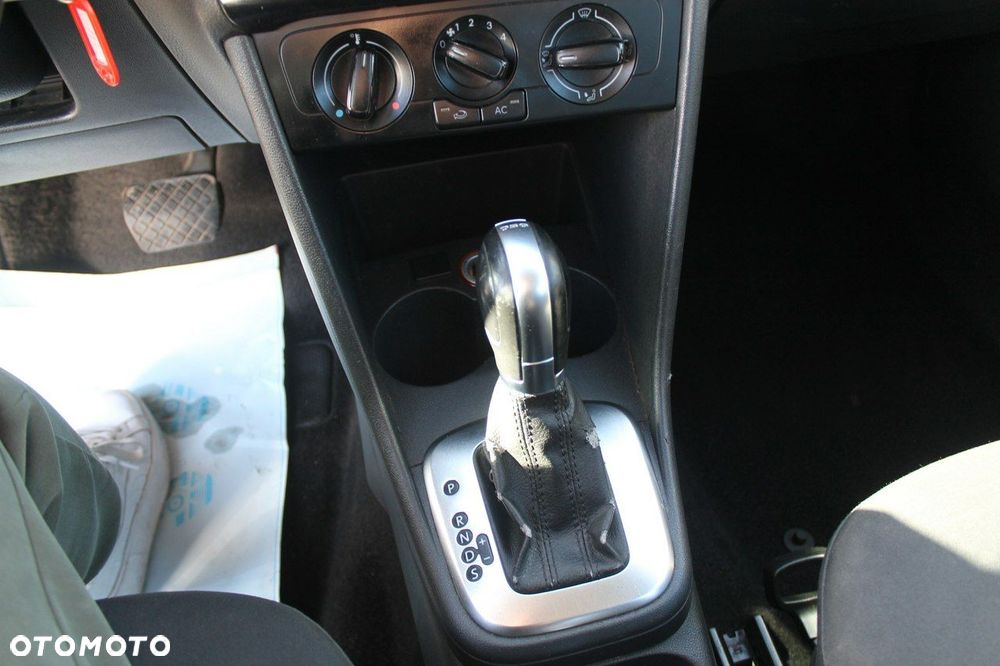 Volkswagen Polo - 17