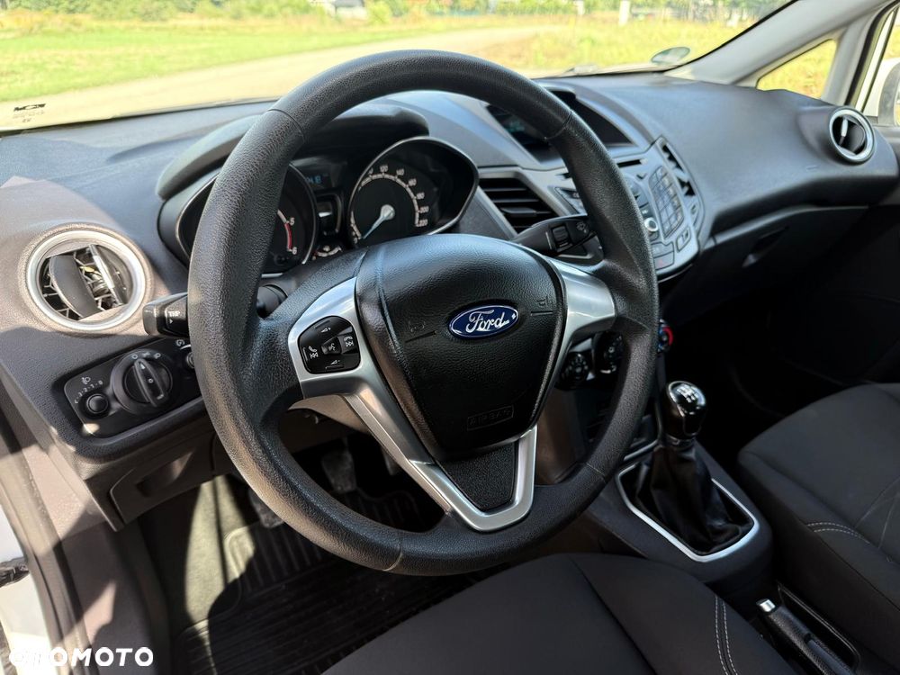 Ford Fiesta 1.5 TDCi Celebration - 15