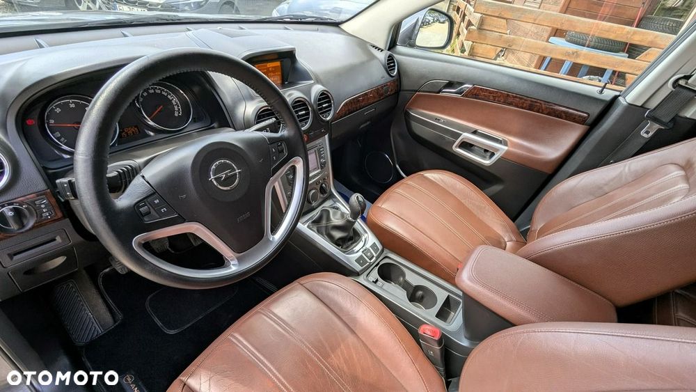 Opel Antara - 16