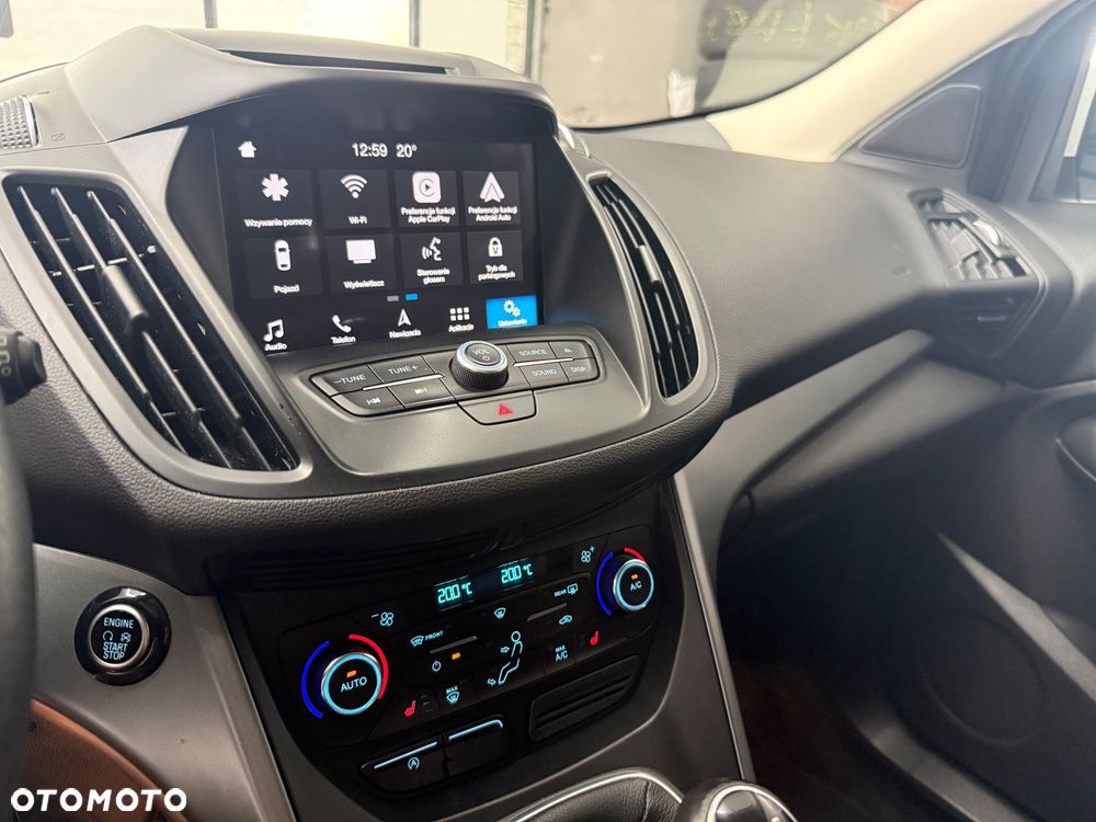 Ford Kuga 1.5 EcoBoost 2x4 Titanium - 26