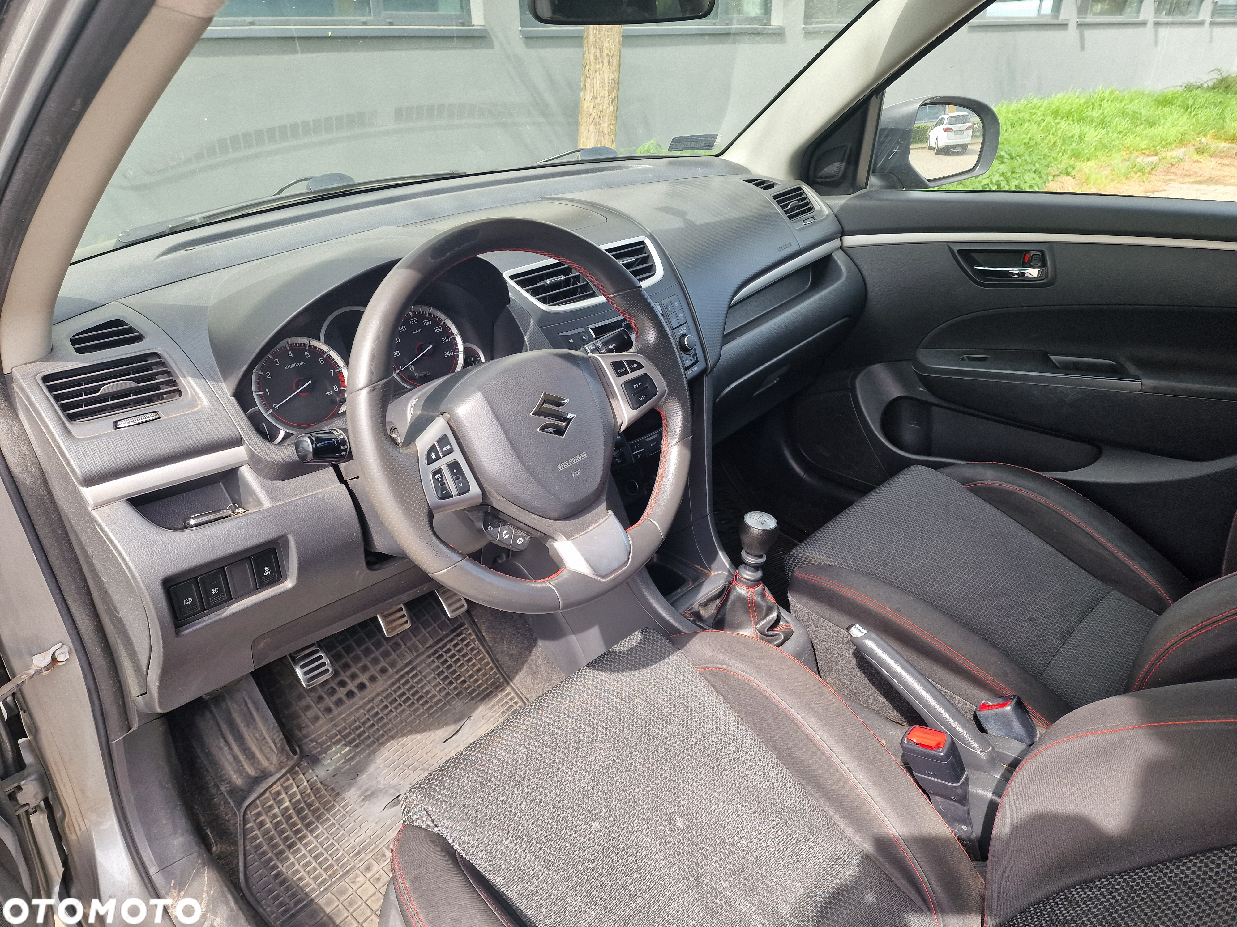 Suzuki Swift 1.6 Sport - 6