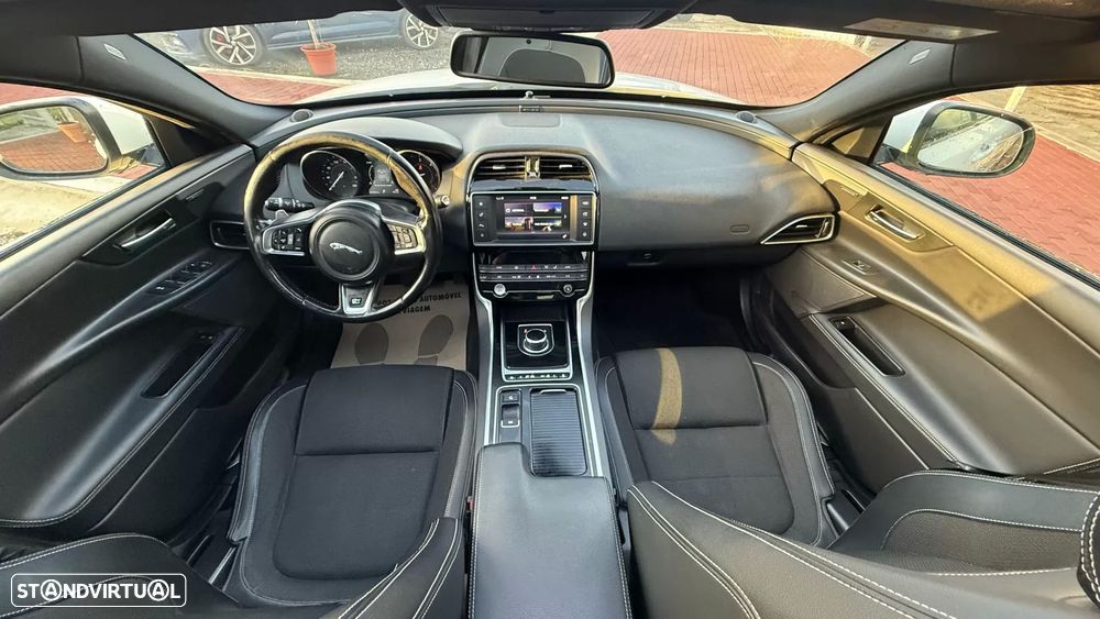 Jaguar XE 2.0 D R-Sport Aut. - 22