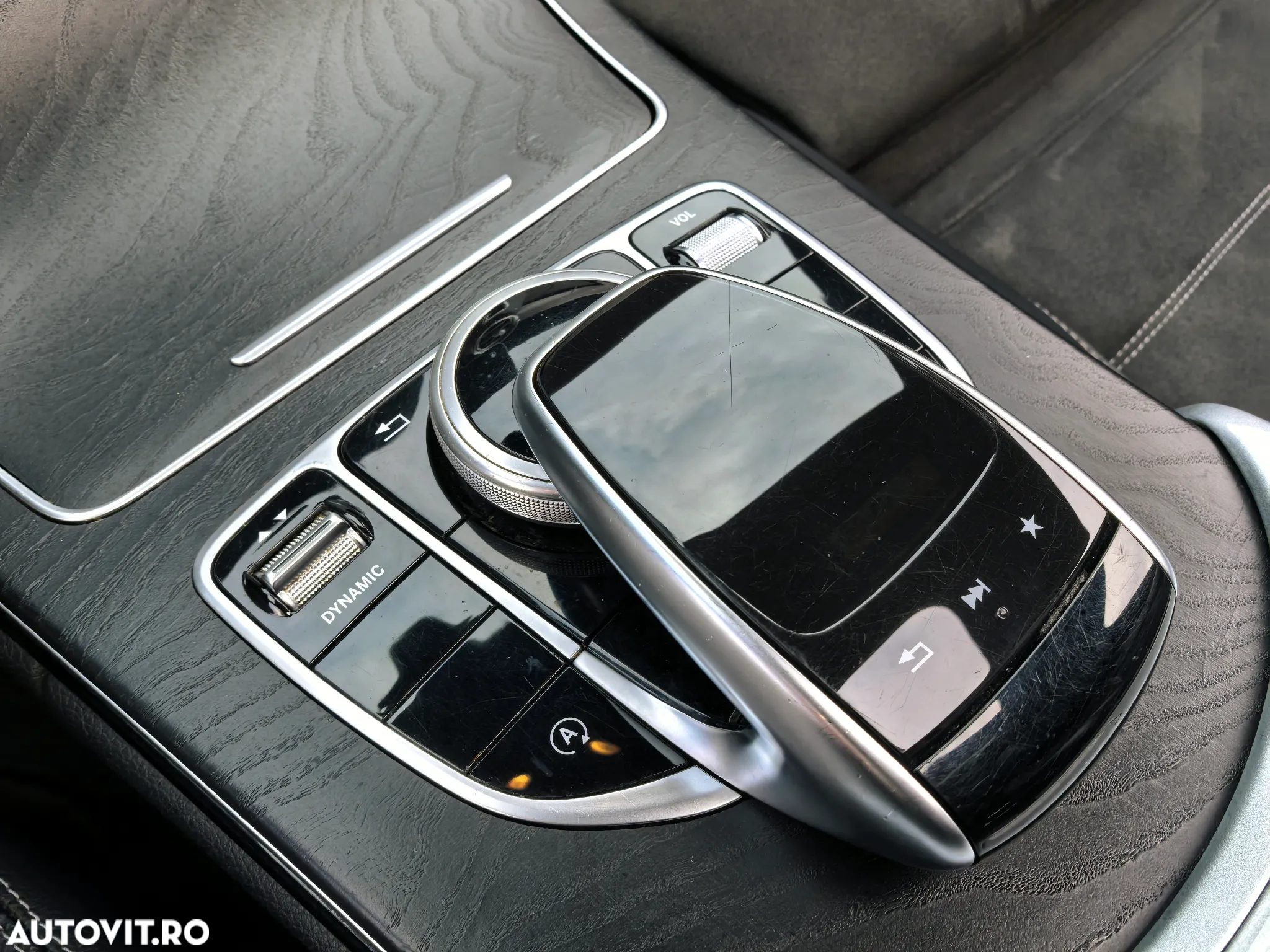 Mercedes-Benz C 250 d Coupe 4Matic 9G-TRONIC AMG Line - 16