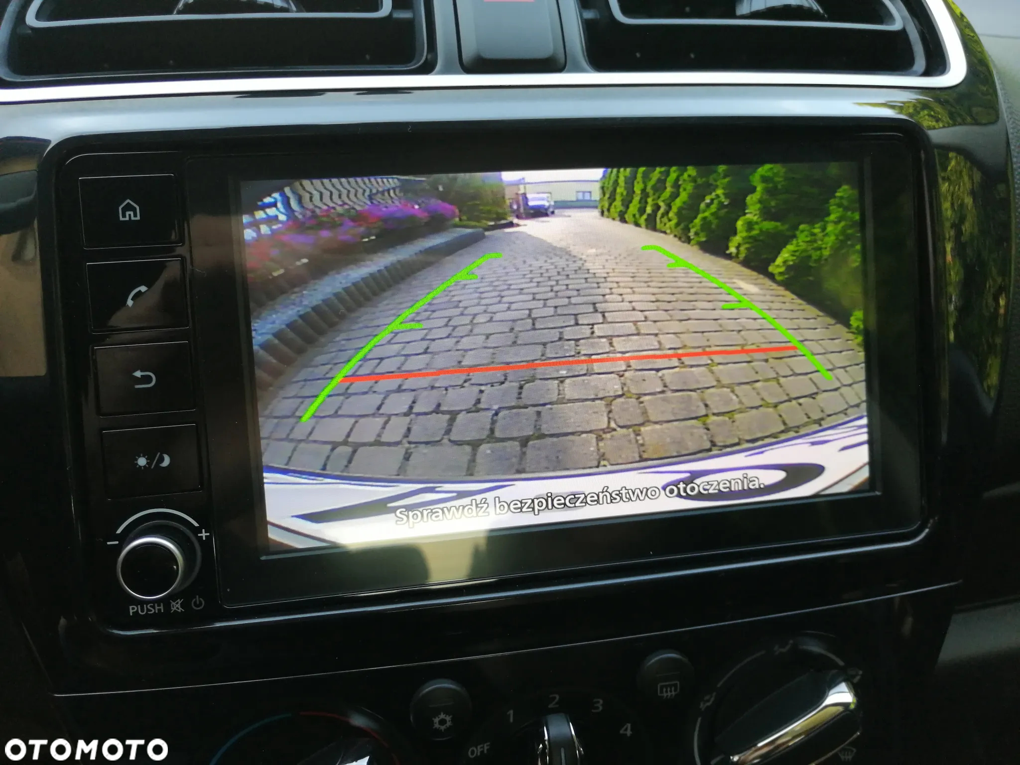 Mitsubishi Space Star AS&G 1.2 Select+ Black - 17