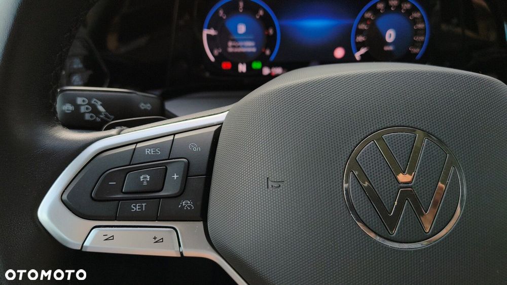 Volkswagen Golf - 17