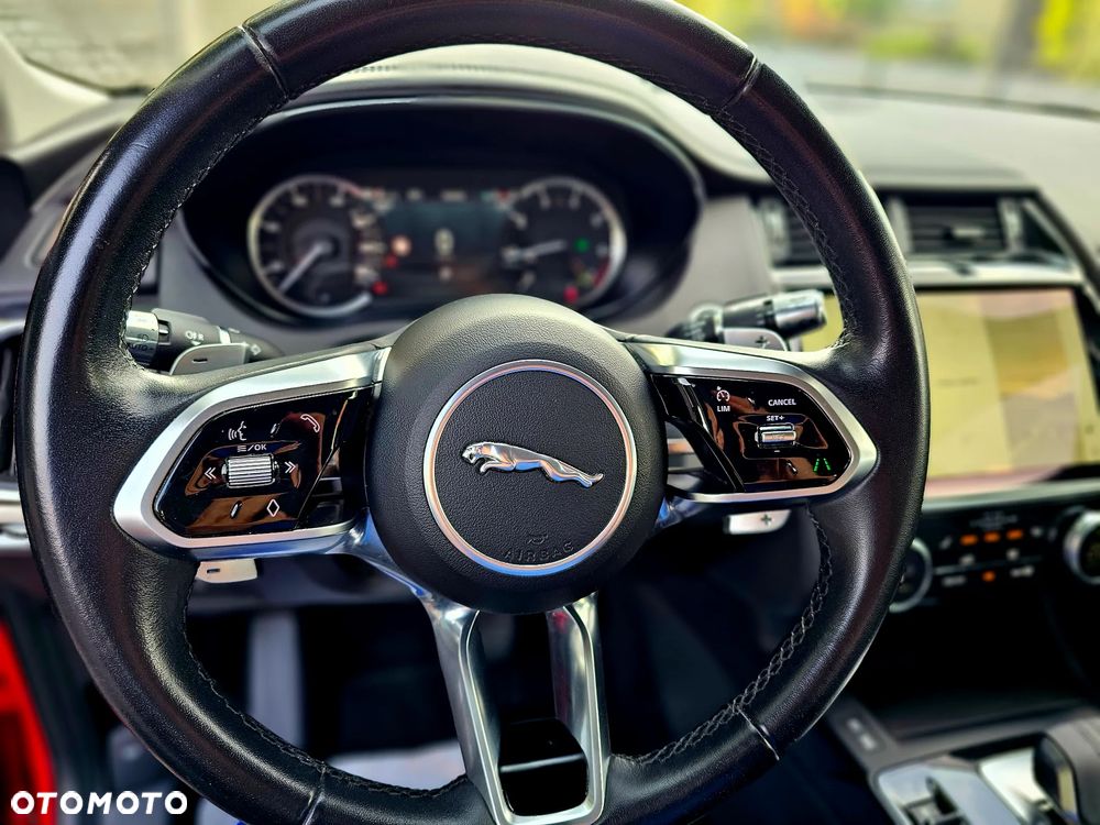 Jaguar E-Pace 1.5 P160 mHEV S - 33