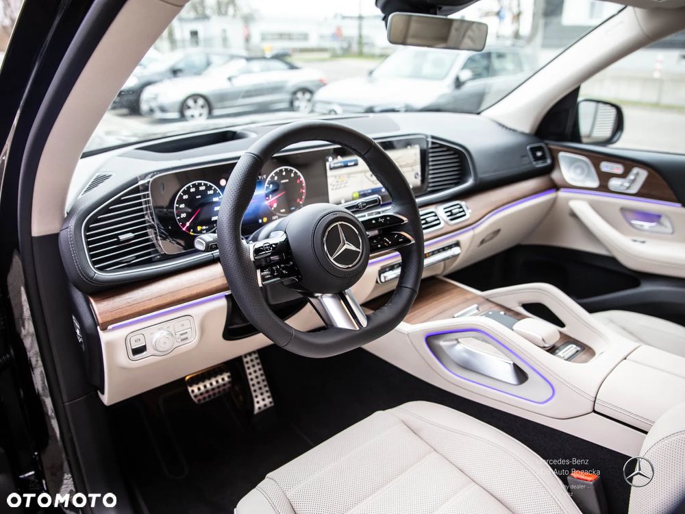 Mercedes-Benz GLS - 7