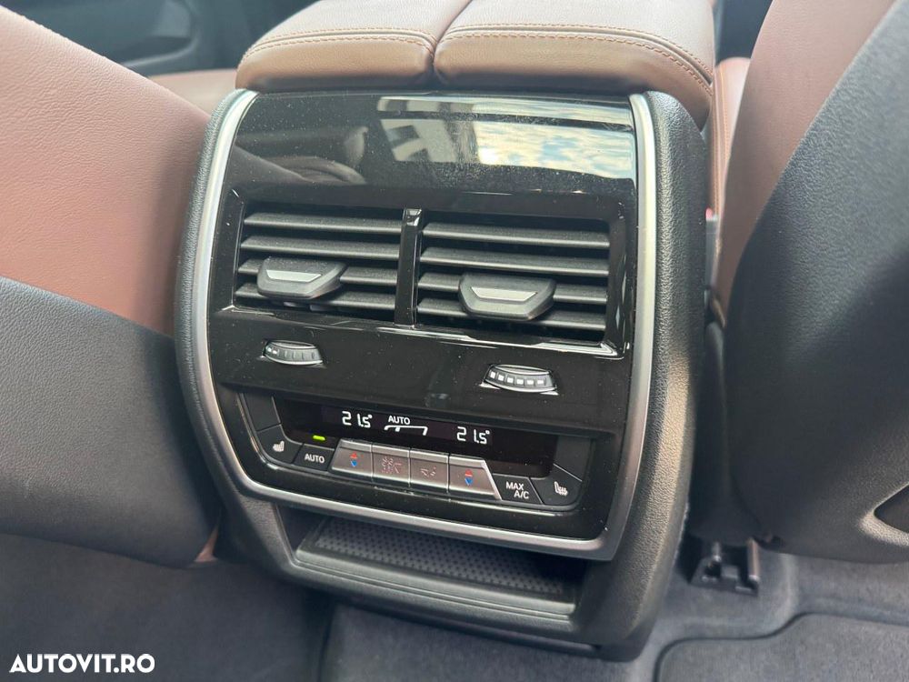 BMW X6 M M60i xDrive AT MHEV - 15