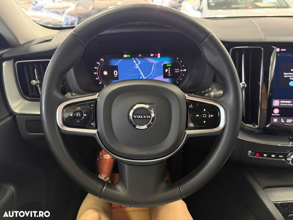 Volvo XC 60 T6 AWD Recharge Geartronic Inscription - 22