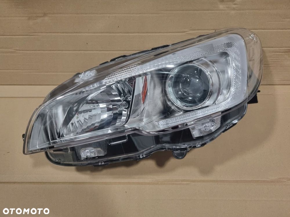 Subaru Levorg Lampa lewa 84001-va050 Oryginalna Igła