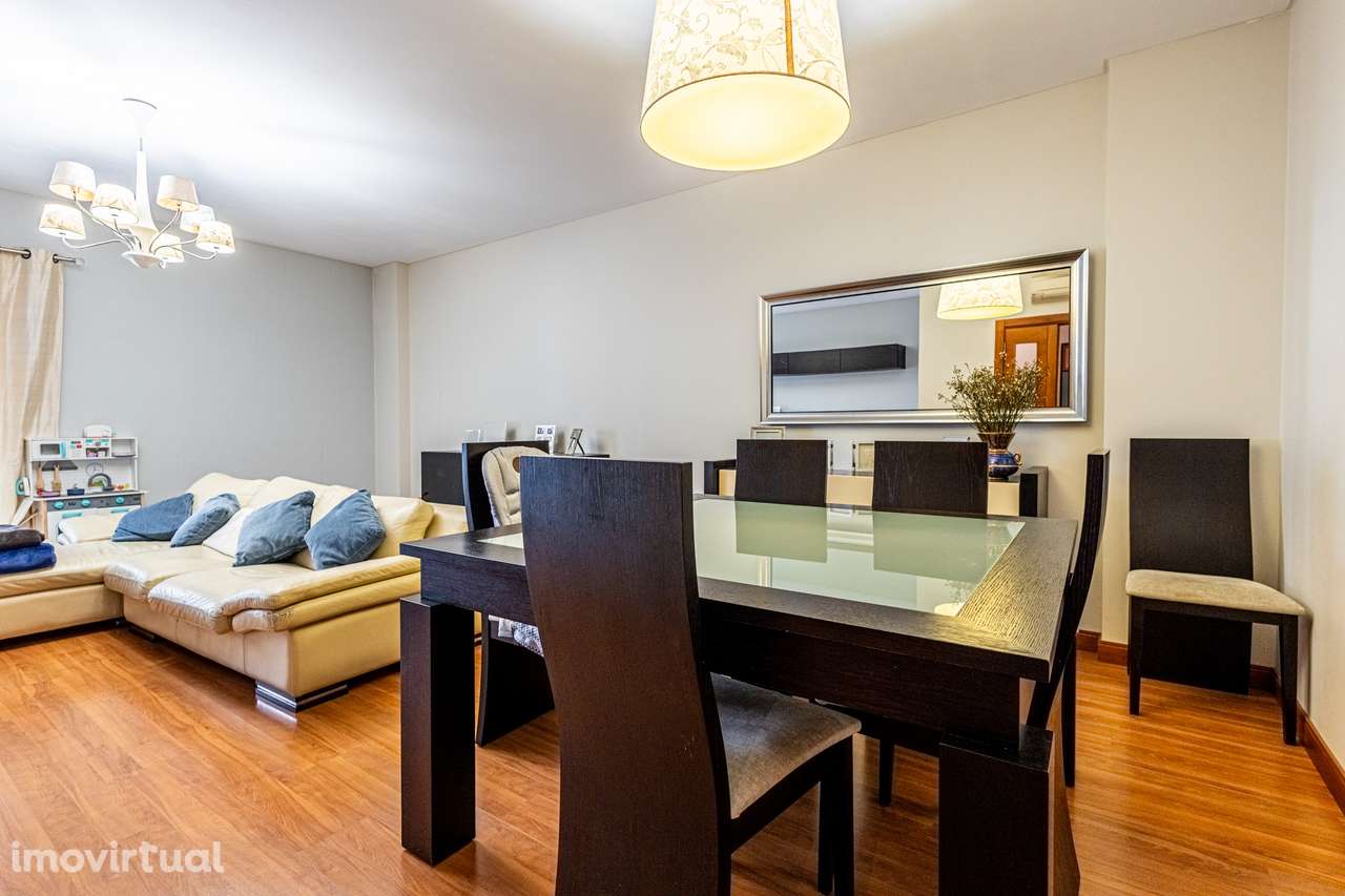 Excelente Apartamento T2 com Box para 2 carros na Vila Chã/Amadora ! - Grande imagem: 4/22