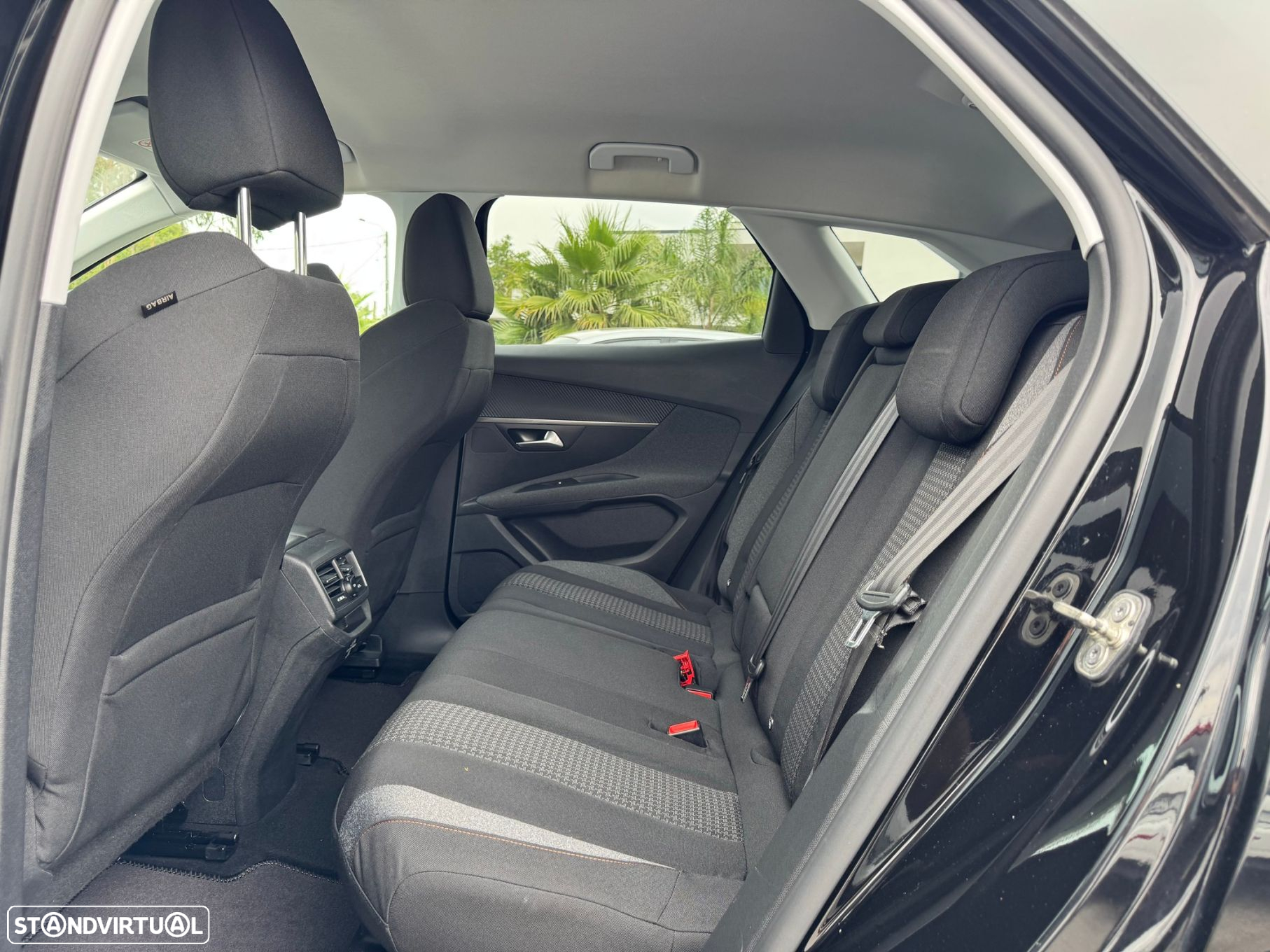 Peugeot 3008 1.5 BlueHDi Style - 20