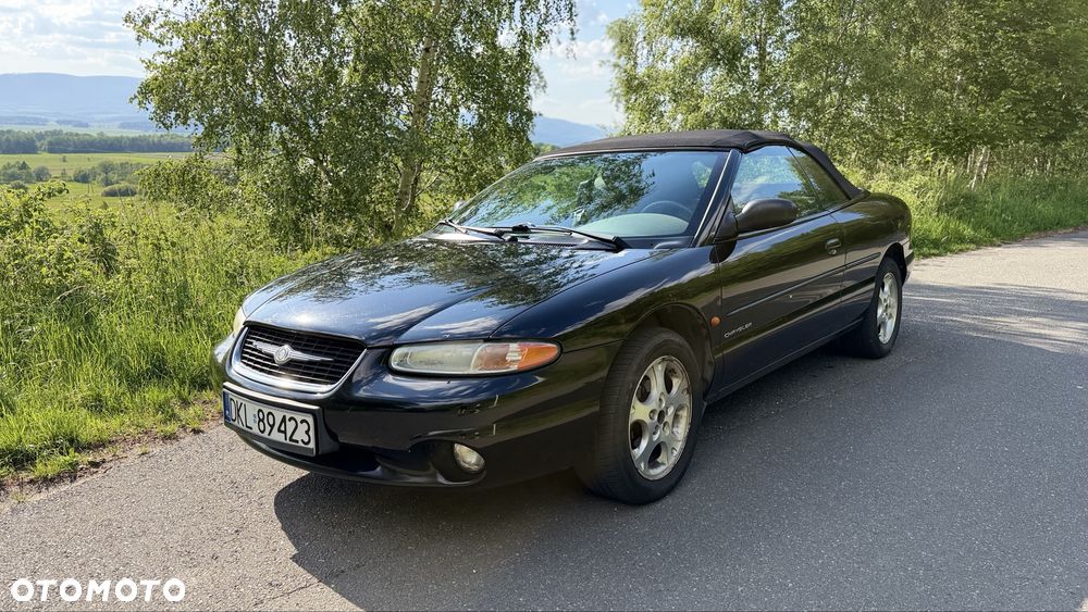 Chrysler Stratus - 5