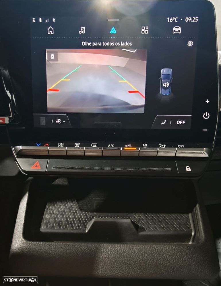 Renault Mégane E-Tech - 19