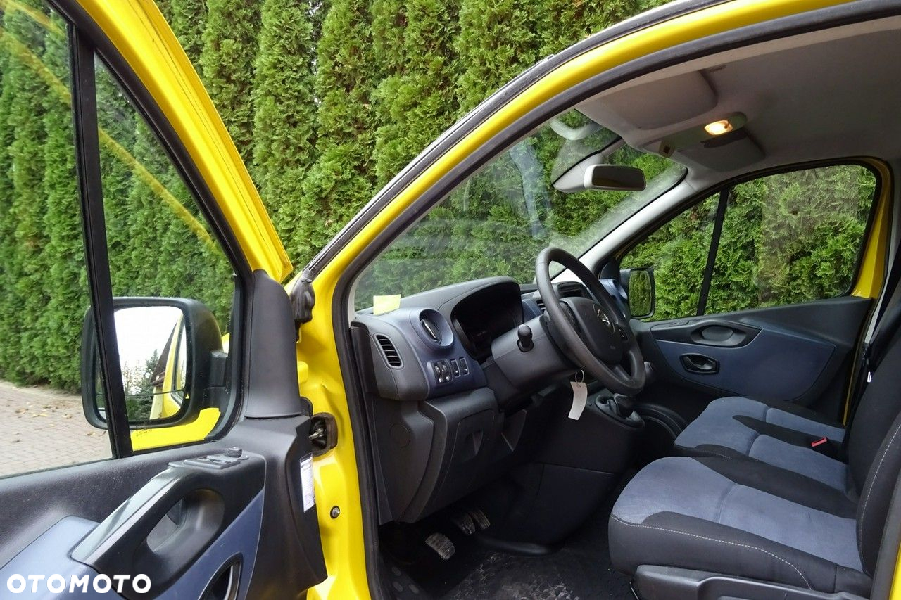 Opel Vivaro - 27