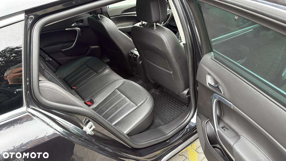 Opel Insignia - 11
