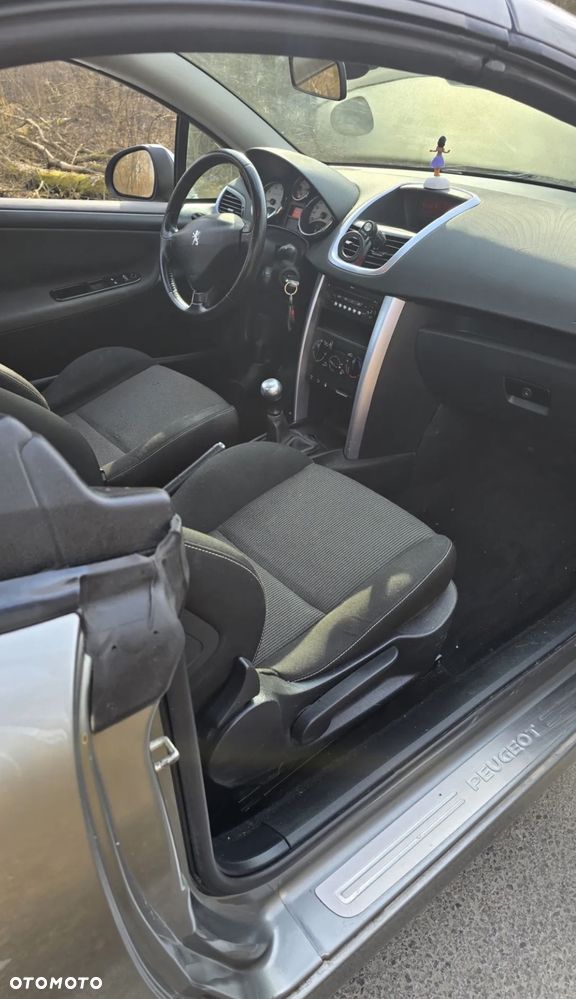 Peugeot 207 CC 1.6 Intense - 7