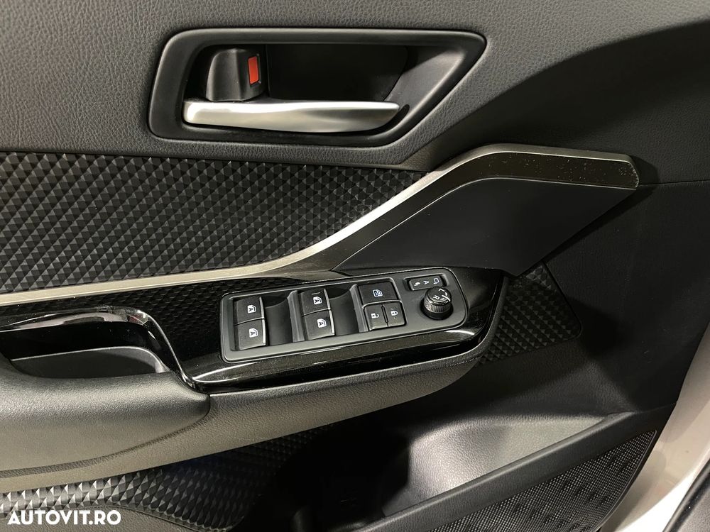 Toyota C-HR 1.8 HSD 4x2 CVT C-lassy - 18