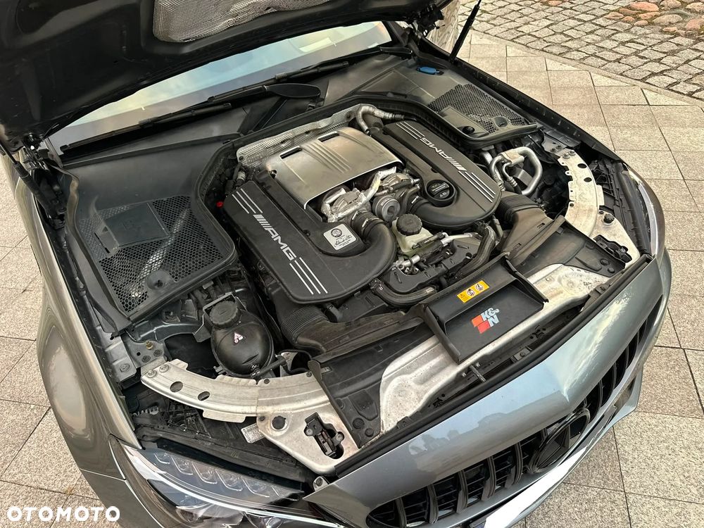 Mercedes-Benz Klasa C AMG 63 - 24