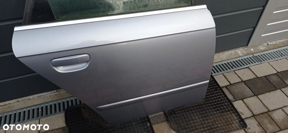 AUDI A4 B7 drzwi prawe tylne LY7H - 3