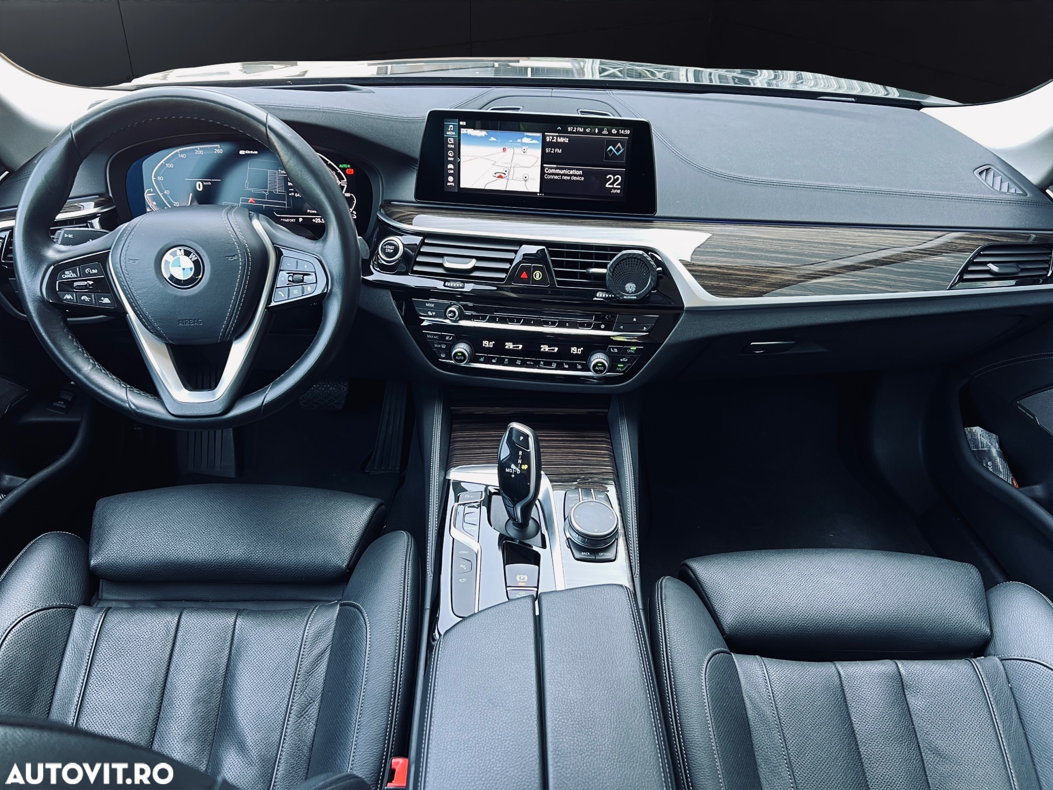 BMW Seria 5 530e iPerformance Aut. Luxury Line - 12